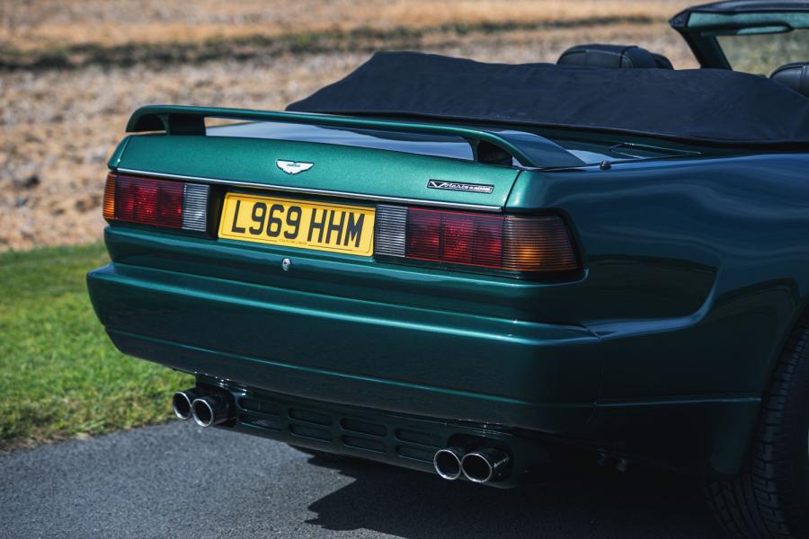 Детали экстерьера Aston Martin Virage Volante 1992 года  (UK) (фото 19 из 24)
